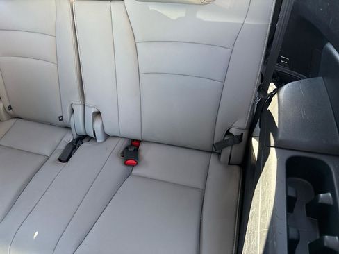 Used 2016 Honda Pilot Elite image 47