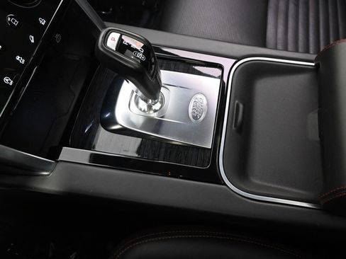 Used 2021 Land Rover Discovery Sport SE R-Dynamic image 31