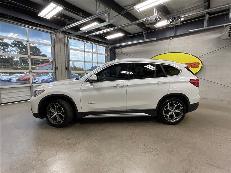 Used 2018 BMW X1 sDrive28i FWD image 2