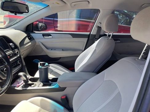 Used 2018 Hyundai Sonata SEL image 11