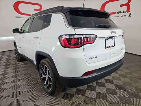 Certified 2024 Jeep Compass Limited image 5