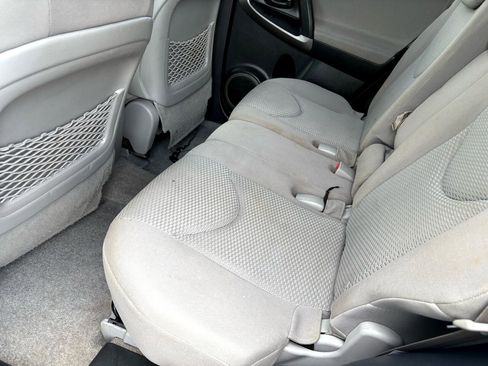 Used 2007 Toyota RAV4 Limited image 8