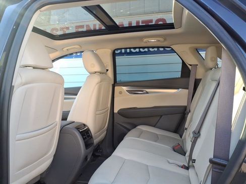 Used 2019 Cadillac XT5 Premium Luxury w/ Driver Assist Package image 14