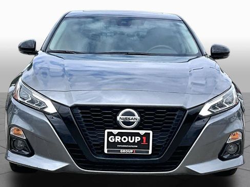 Used 2022 Nissan Altima 2.5 SR w/ Midnight Edition Package FWD image 4