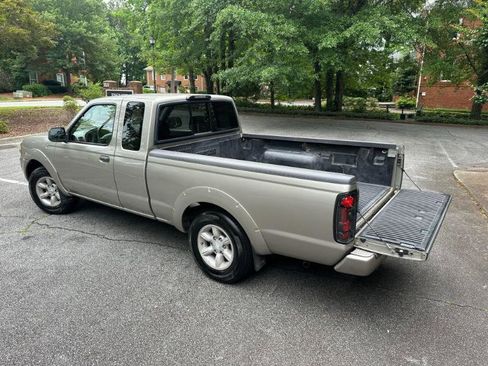 Used 2003 Nissan Frontier XE RWD image 14