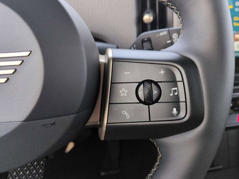 Used 2025 MINI Cooper S image 27