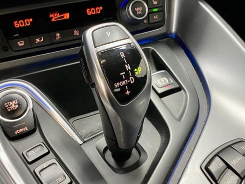 Used 2016 BMW i8 AWD/4WD image 25
