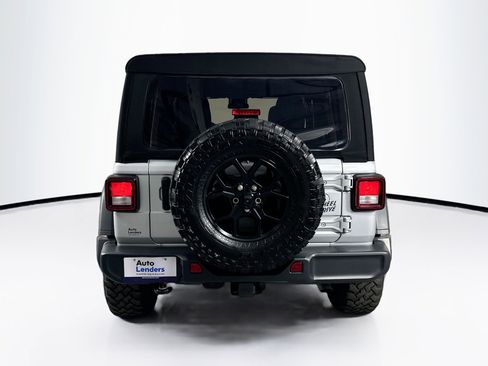 Used 2024 Jeep Wrangler Willys image 6