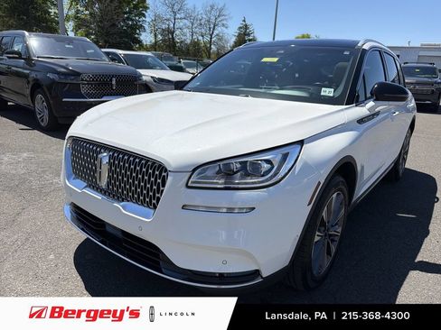 Certified 2022 Lincoln Corsair Reserve w/ Equipment Group 201A AWD/4WD image 1