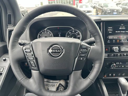 Used 2026 Nissan Frontier SV w/ All-Weather Content Package AWD/4WD image 44