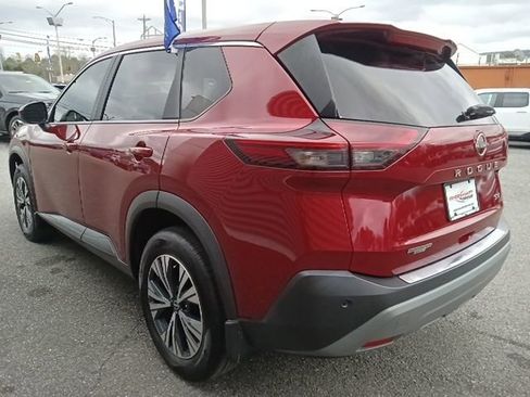 Used 2023 Nissan Rogue SV FWD image 5