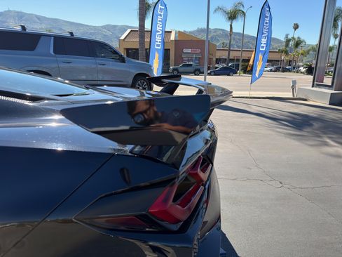 Used 2023 Chevrolet Corvette 2LT w/ Z51 Performance Package image 38