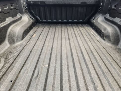 Certified 2025 Chevrolet Colorado Trail Boss AWD/4WD image 35