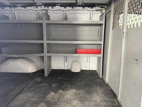Used 2022 Chevrolet Express 3500 w/ Driver Convenience Package RWD image 15