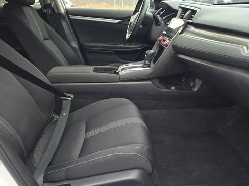 Used 2019 Honda Civic EX image 12