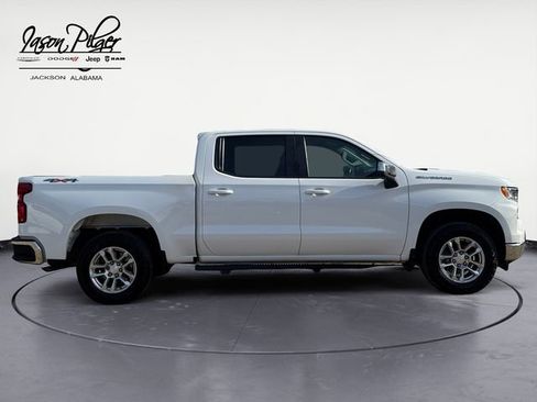 Used 2023 Chevrolet Silverado 1500 LT AWD/4WD image 2