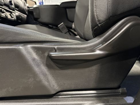 Used 2020 Chevrolet Silverado 1500 Custom w/ Custom Value Package image 18