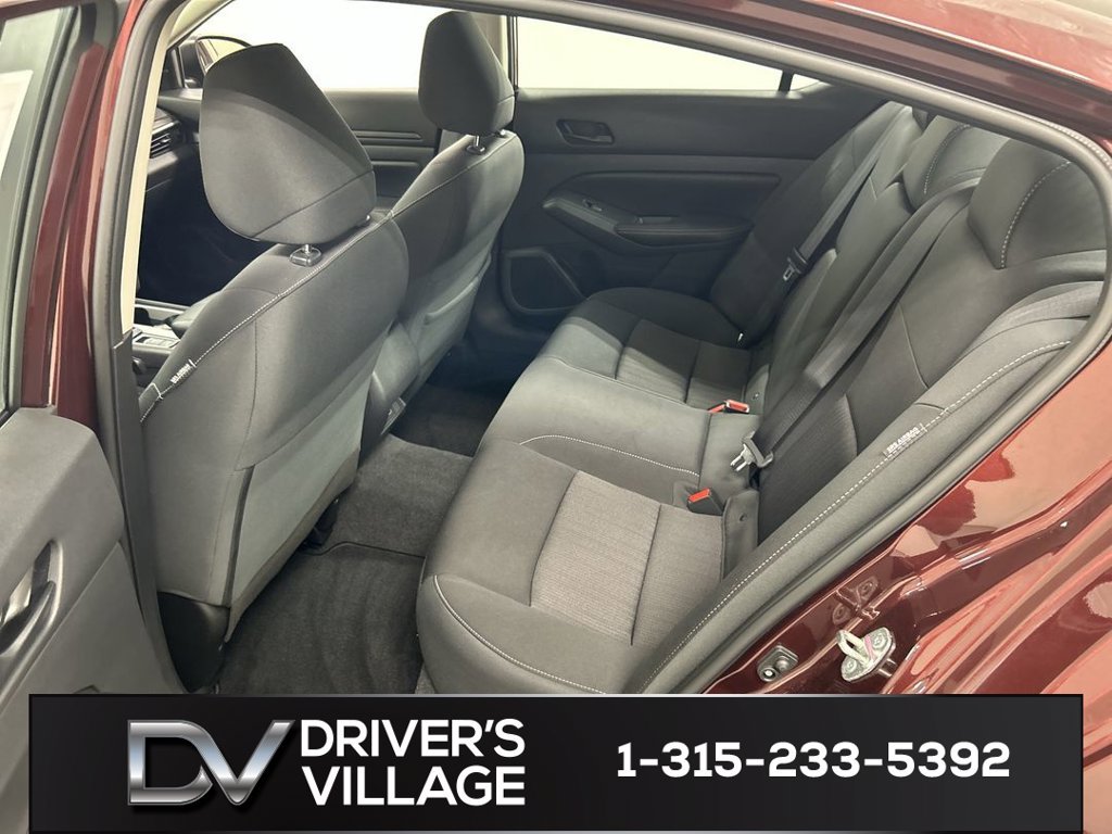 Used 2024 Nissan Altima 2.5 SV AWD/4WD image 19