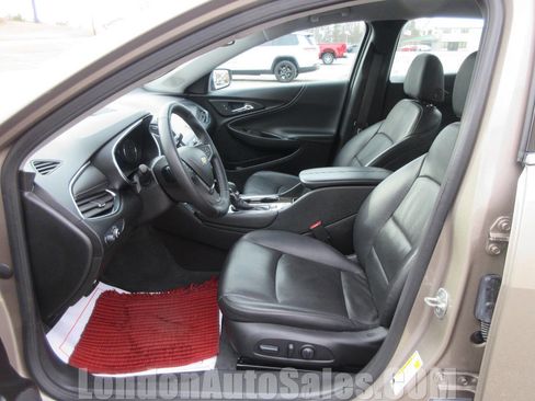 Used 2024 Chevrolet Malibu LT image 13