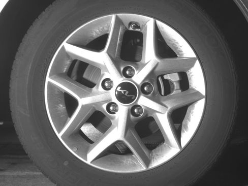 Used 2025 Kia Soul LX w/ LX Technology Package FWD image 13