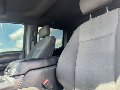 Used 2019 Ford F150 XLT w/ Equipment Group 302A Luxury AWD/4WD image 40