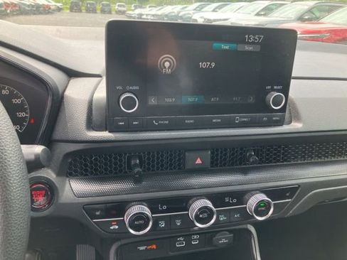 Certified 2025 Honda CR-V EX image 17