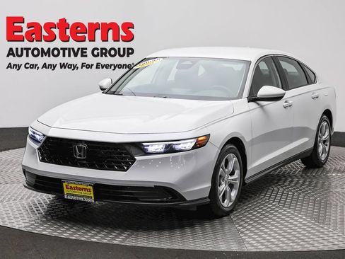 Used 2025 Honda Accord LX image 1