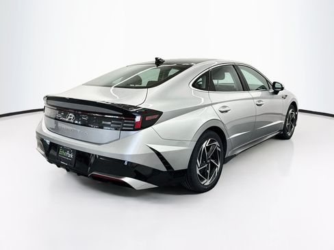 Used 2025 Hyundai Sonata SEL FWD image 9