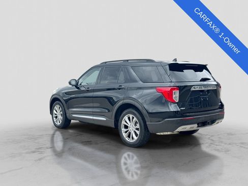 Used 2023 Ford Explorer XLT w/ Equipment Group 202A AWD/4WD image 5