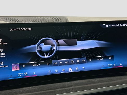 Certified 2024 BMW X5 xDrive40i w/ M Sport Package image 16