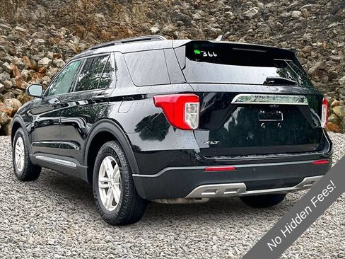 Used 2023 Ford Explorer XLT w/ Equipment Group 202A RWD image 11