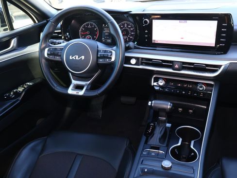 Used 2022 Kia K5 GT-Line w/ GT-Line FWD Premium Package image 10