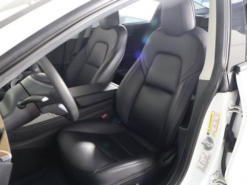 Used 2023 Tesla Model 3 Standard Range image 27