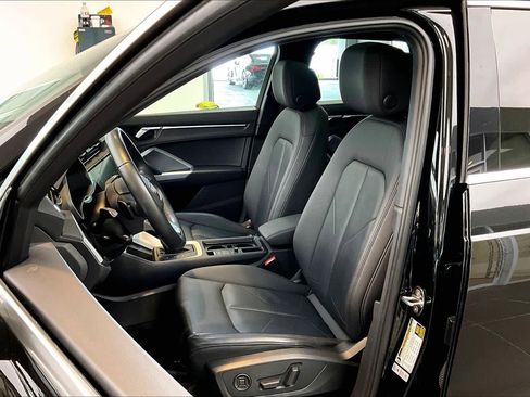 Used 2021 Audi Q3 2.0T Premium w/ Convenience Package AWD/4WD image 8
