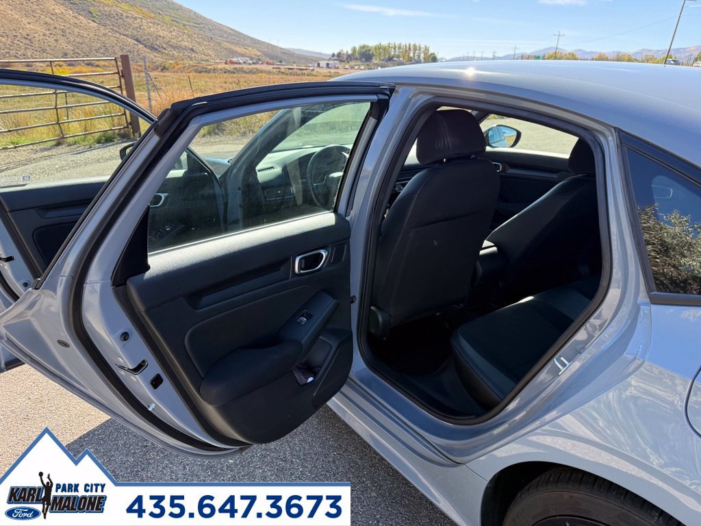 Used 2023 Honda Civic Sport image 23