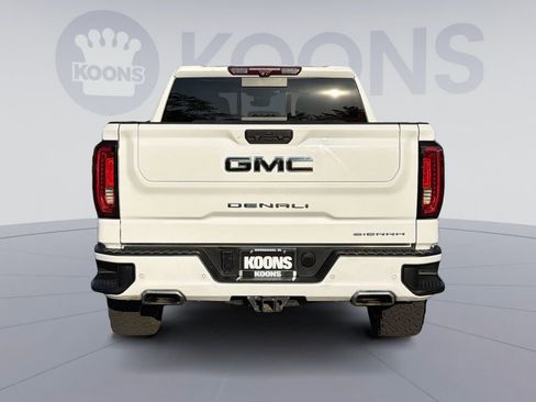 Used 2022 GMC Sierra 1500 Denali w/ Denali Reserve Package AWD/4WD image 5