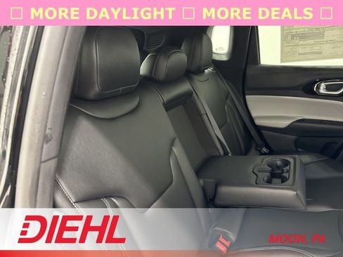 New 2026 Jeep Compass Limited AWD/4WD image 12