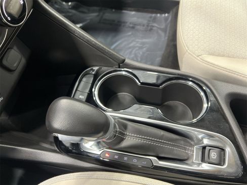 Used 2024 Buick Encore GX Preferred image 19