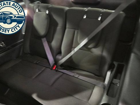 Used 2022 Ford Explorer XLT AWD/4WD image 31