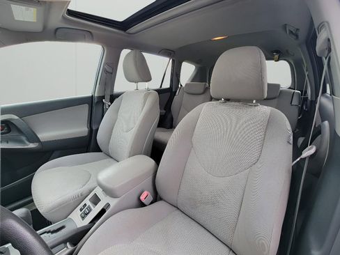 Used 2011 Toyota RAV4 2WD w/ Upgrade Value Pkg image 11