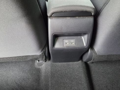 Used 2025 Toyota Corolla LE FWD image 15