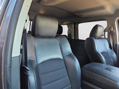 Used 2018 RAM 2500 Lone Star w/ Sport Appearance Group image 18