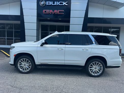 Certified 2023 Cadillac Escalade Premium Luxury w/ Performance Package AWD/4WD image 3