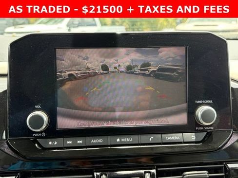 Used 2022 Nissan Pathfinder SV FWD image 24