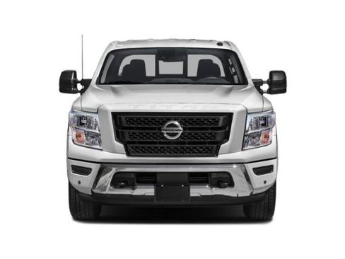 Used 2020 Nissan Titan SV w/ SV Convenience Package AWD/4WD image 7
