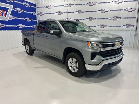 Used 2026 Chevrolet Silverado 1500 LT AWD/4WD image 11