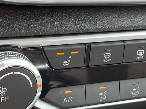 Certified 2024 Nissan Altima 2.5 SV w/ SV Premium Package FWD image 24