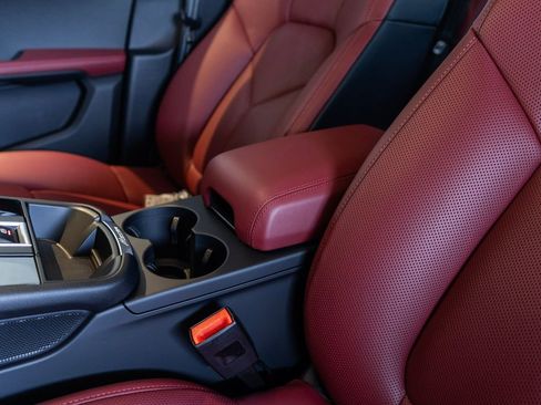 New 2026 Porsche Macan Turbo AWD/4WD image 26