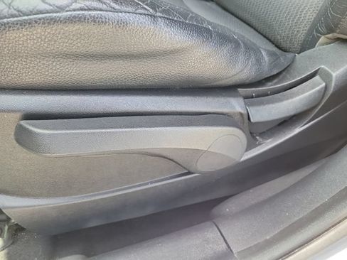 Used 2011 Hyundai Tucson GLS FWD image 19