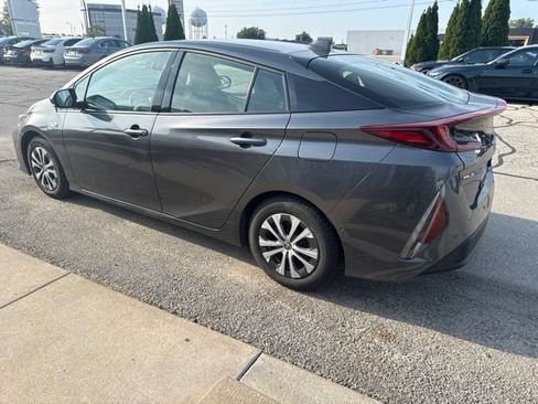 Used 2020 Toyota Prius Prime Limited FWD image 5